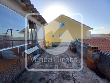 Moradia T5 para Venda em São Francisco