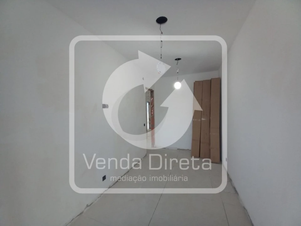 Apartamento T4 para Venda em Laranjeiro e Feijó Foto 13