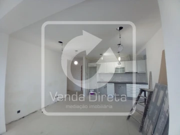 Apartamento T4 para Venda em Laranjeiro e Feijó