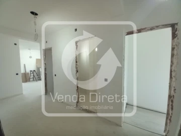 Apartamento T4 para Venda em Laranjeiro e Feijó