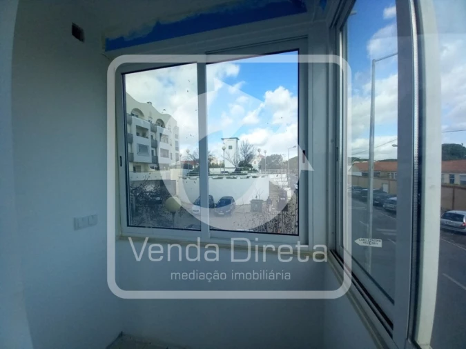 Apartamento T4 para Venda em Laranjeiro e Feijó Foto 10