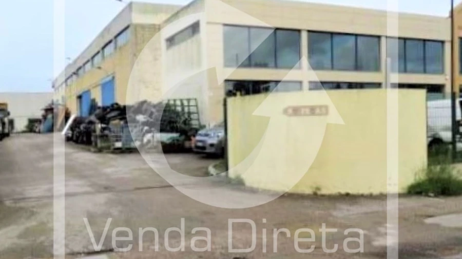 Armazém para Venda em Quinta do Anjo