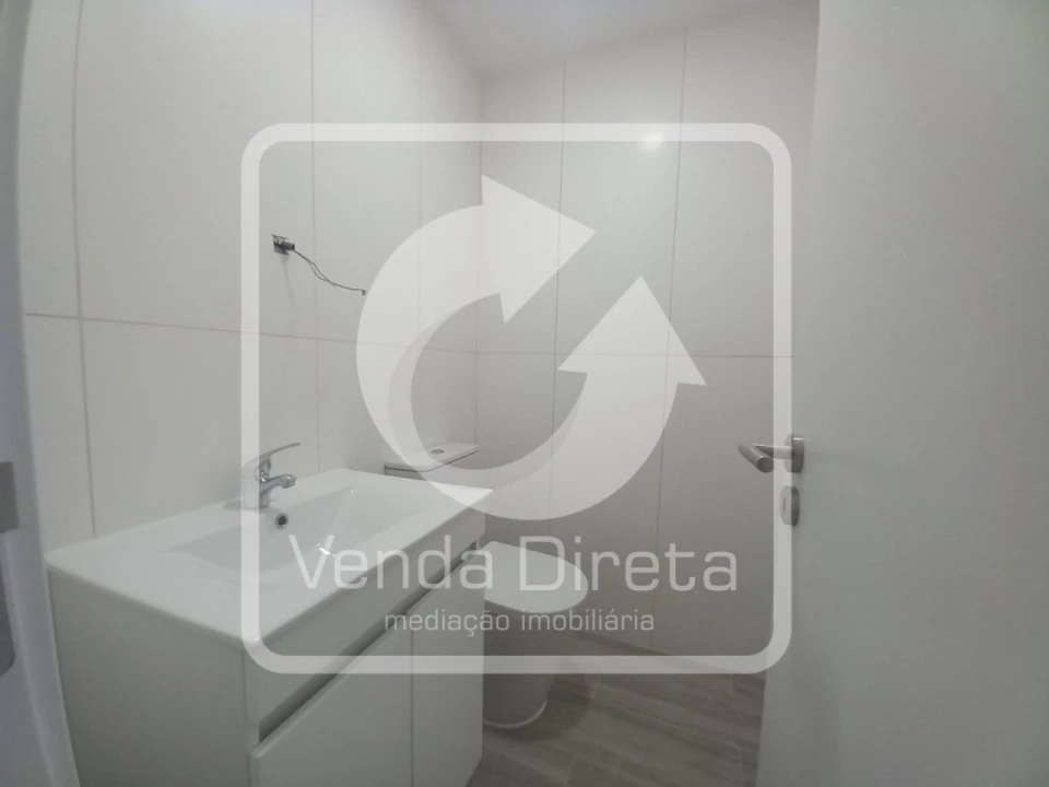 Apartamento T3 para Venda em Costa da Caparica Foto 27