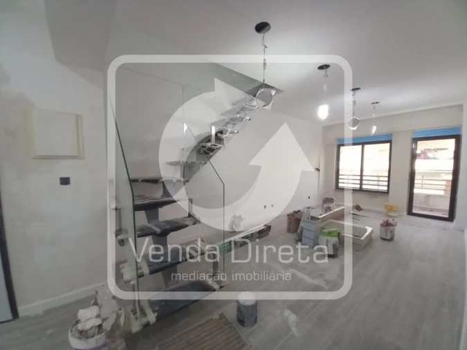 Apartamento T3 para Venda em Costa da Caparica Foto 29