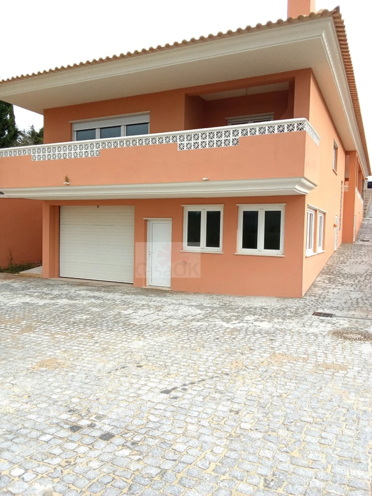 Moradia T3 para Venda em Salir de Matos Foto 3