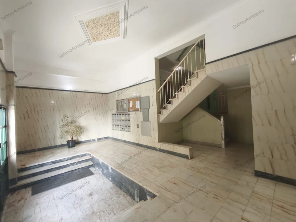 Apartamento T3 para Venda em Algueirão-Mem Martins Foto 2