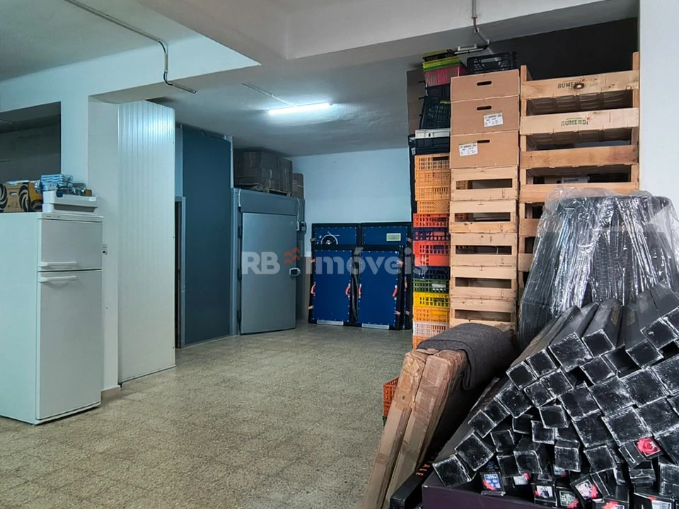Loja para Venda em Torres Novas (Santa Maria, Salvador e Santiago) Foto 18
