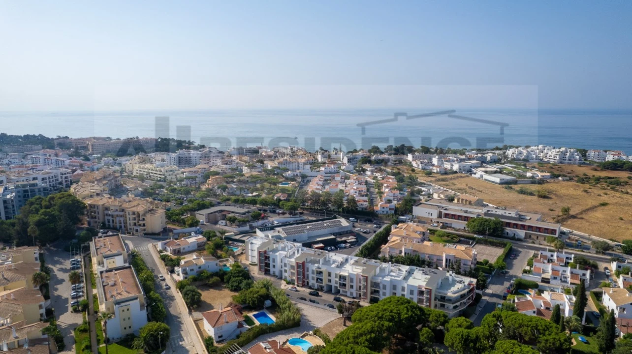 Apartamento T1 para Venda em Albufeira e Olhos de Água Foto 7