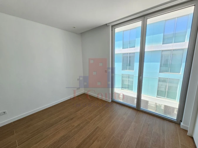 Apartamento T2 para Venda em São Martinho do Porto Foto 18