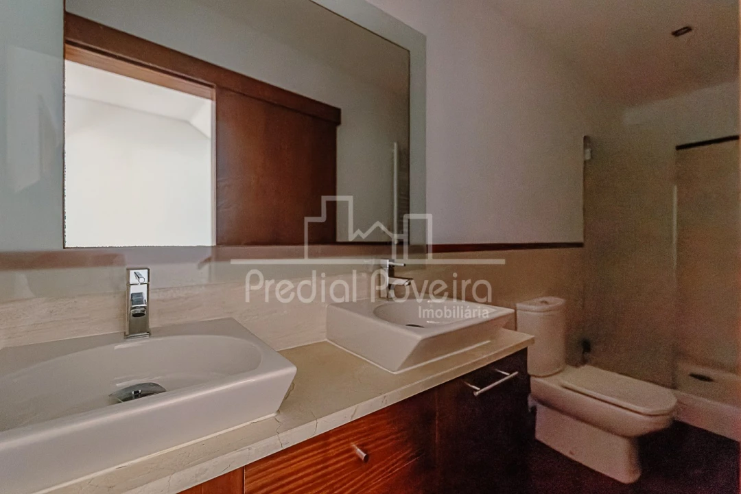 Moradia T4 para Venda em Póvoa de Varzim, Beiriz e Argivai Foto 7