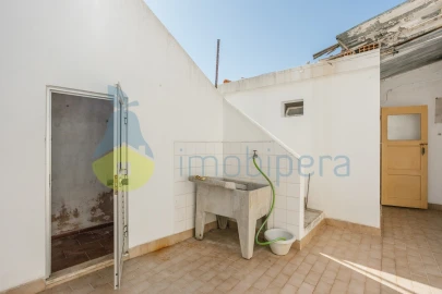 Moradia T3 para Venda em Alcantarilha e Pêra