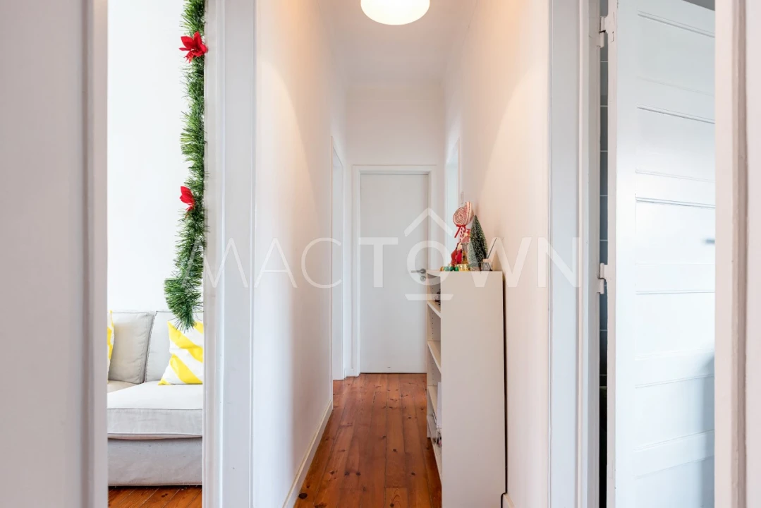 Apartamento T2 para Venda em Alvalade Foto 18
