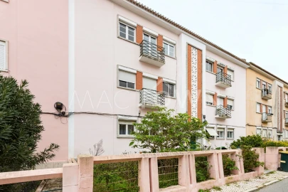 Apartamento T2 para Venda em Alvalade