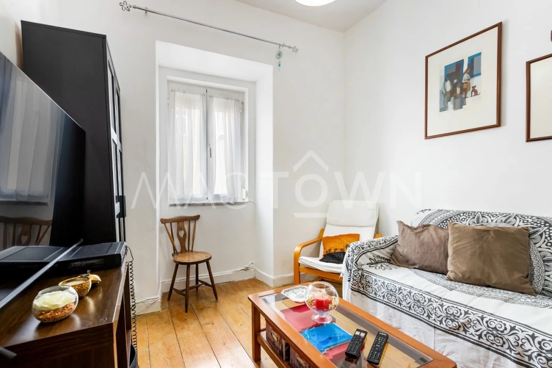 Apartamento T1 para Venda em Campolide Foto 11