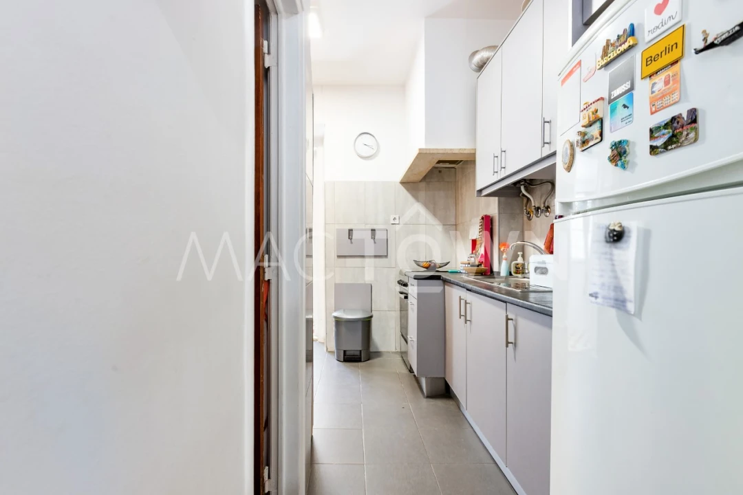 Apartamento T1 para Venda em Campolide Foto 13