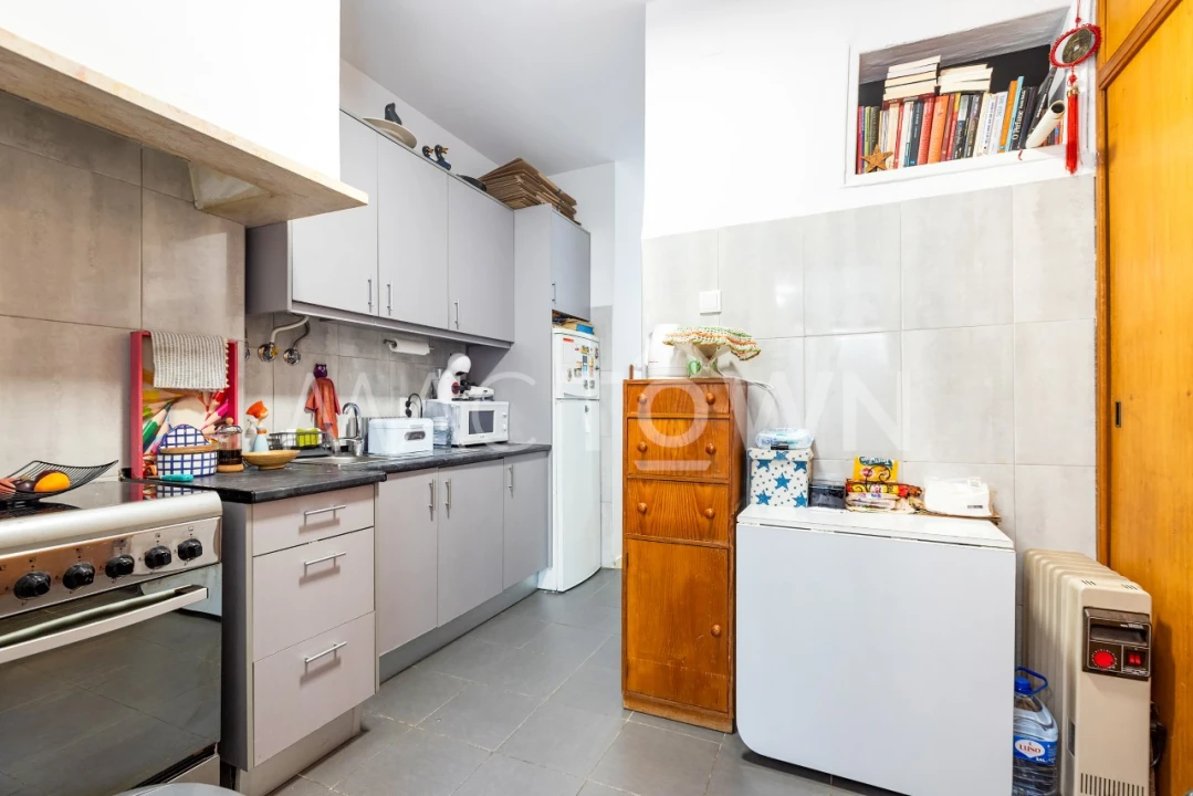 Apartamento T1 para Venda em Campolide Foto 20