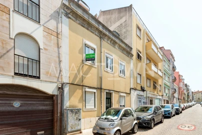 Apartamento T1 para Venda em Campolide