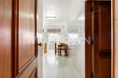 Apartamento T3 para Venda em Azeitão (São Lourenço e São Simão)