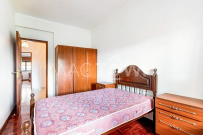 Apartamento T3 para Venda em Azeitão (São Lourenço e São Simão)