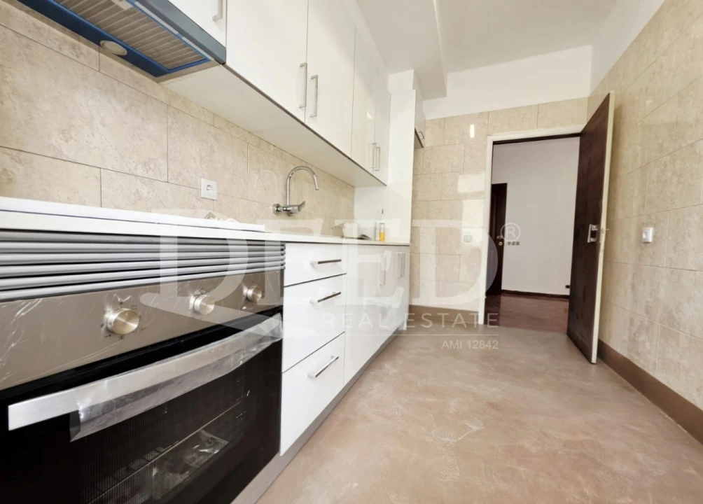 Apartamento T2 para Venda em Funchal (Se) Foto 8