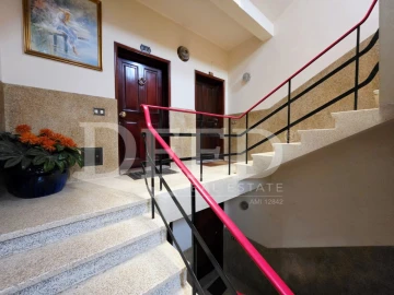 Apartamento T2 para Venda em Funchal (Se)