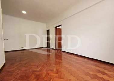 Apartamento T2 para Venda em Funchal (Se)