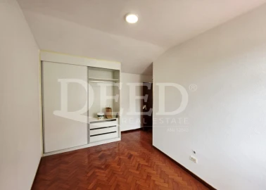 Apartamento T2 para Venda em Funchal (Se)