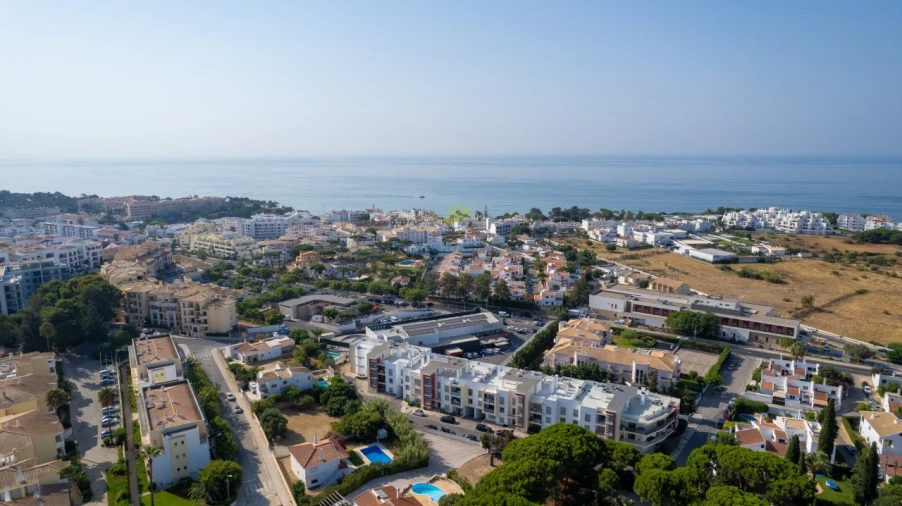 Apartamento T1 para Venda em Albufeira e Olhos de Água Foto 5