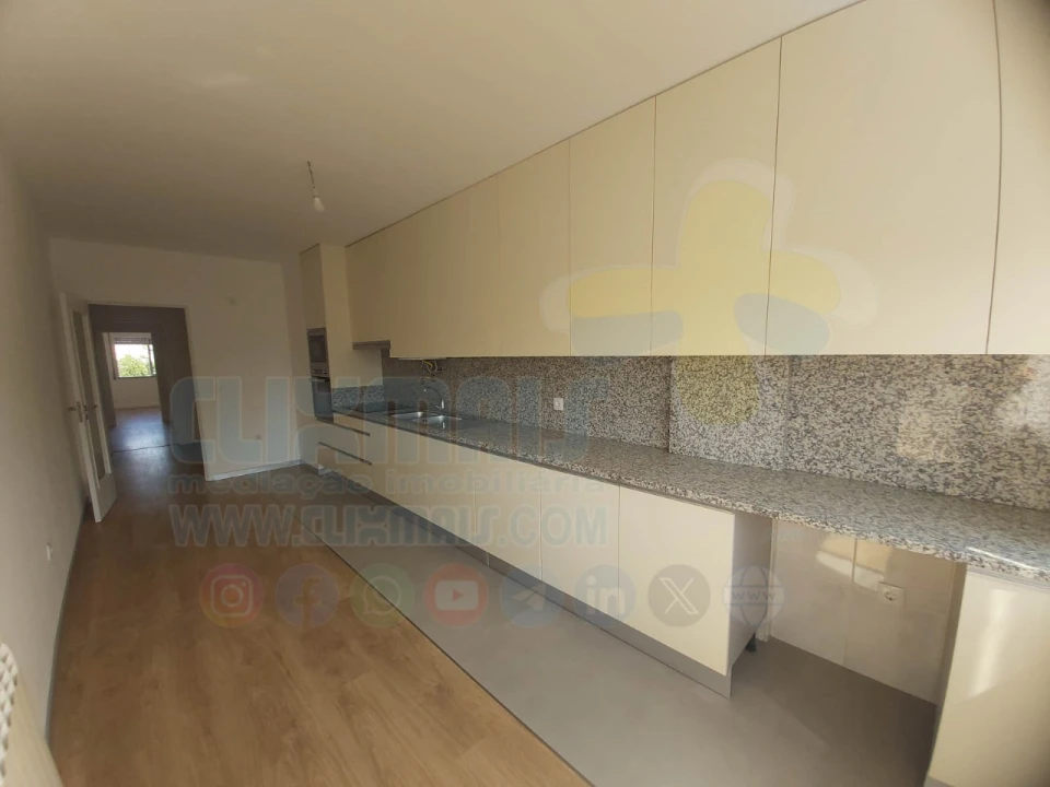 Apartamento T3 para Venda em São Vitor (Braga) Foto 11