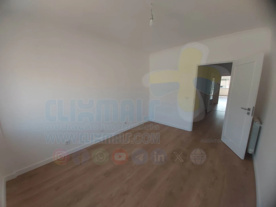 Apartamento T3 para Venda em São Vitor (Braga) Foto 22
