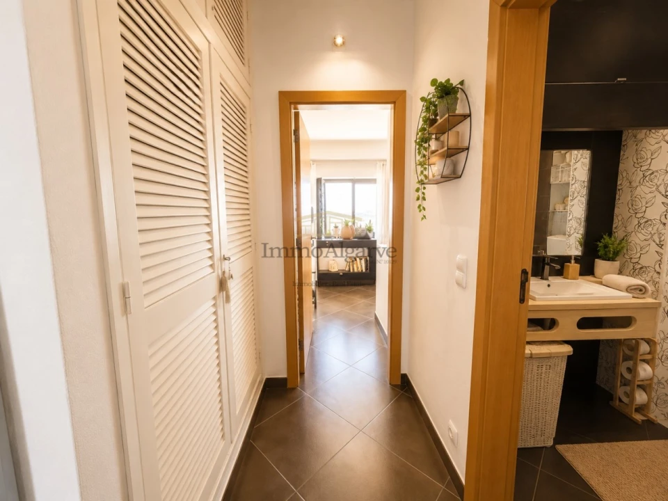 Apartamento T1 para Venda em Albufeira e Olhos de Água Foto 6