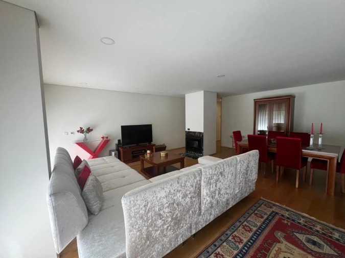 Apartamento T3 para Venda em Vila das Aves Foto 10