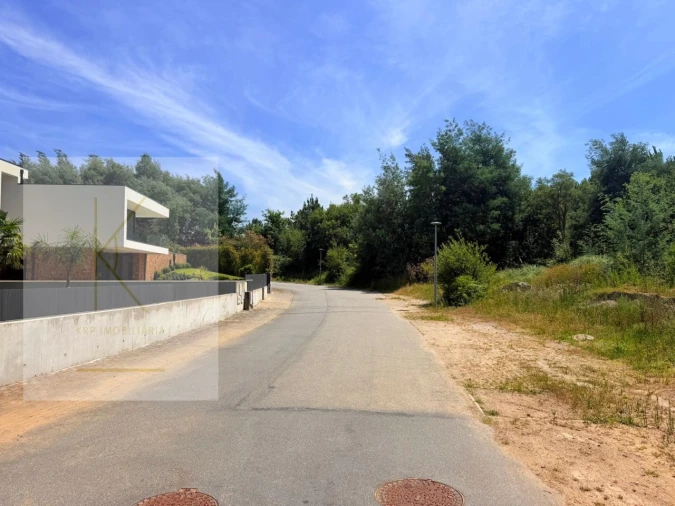 Terreno para Venda em Fornelos e Queijada Foto 15