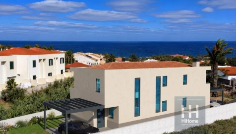 Moradia T3 para Venda em Porto Santo