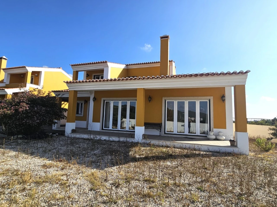 Moradia T4 para Venda em Alfeizerão Foto 2