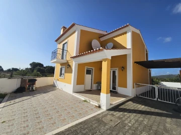 Moradia T4 para Venda em Alfeizerão