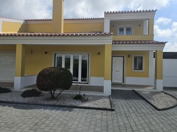 Moradia T3 para Venda em Alfeizerão