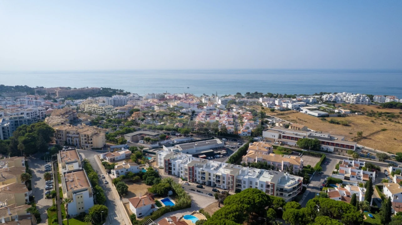 Apartamento T1 para Venda em Albufeira e Olhos de Água Foto 5