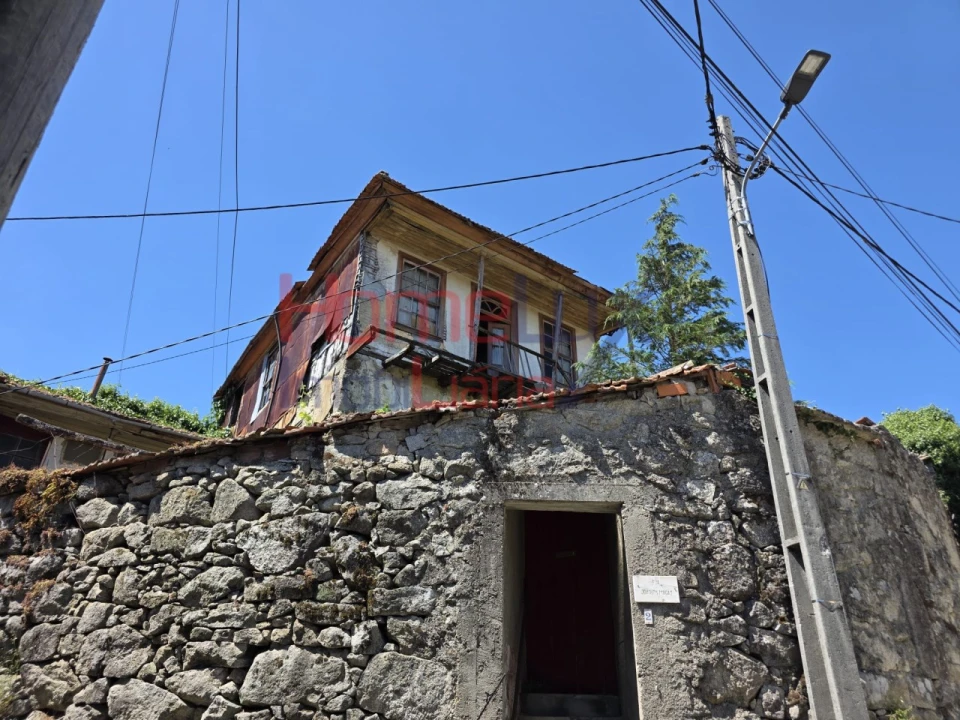 Moradia T4 para Venda em Castro Daire Foto 26