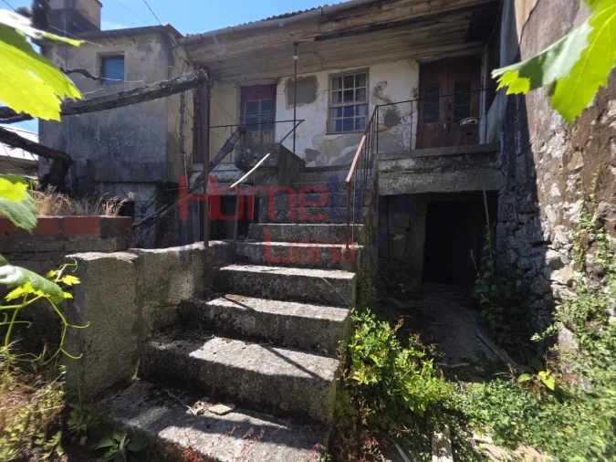Moradia T4 para Venda em Castro Daire Foto 18