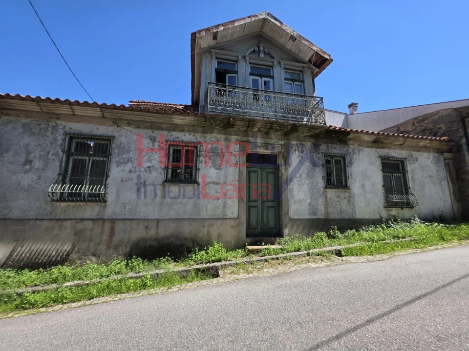 Moradia T4 para Venda em Castro Daire Foto 15
