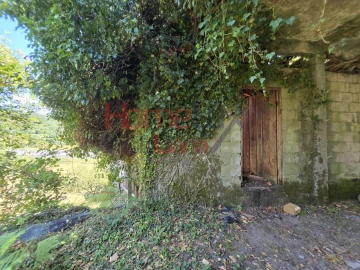 Moradia T4 para Venda em Castro Daire