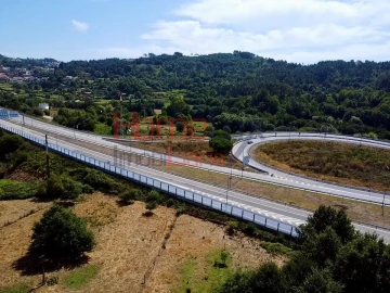 Moradia T4 para Venda em Castro Daire