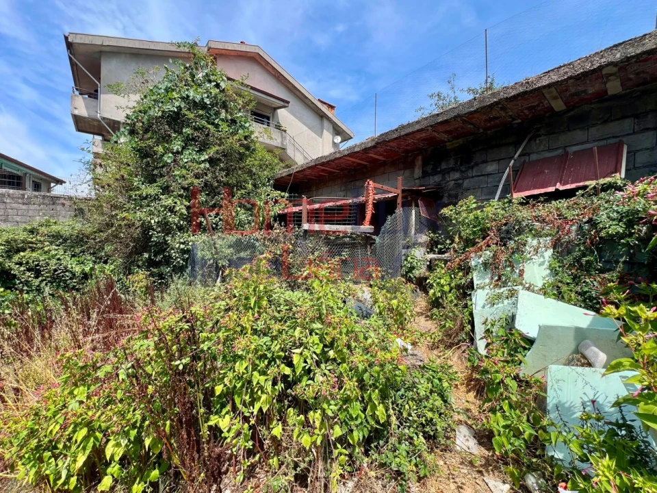 Terreno para Venda em Fânzeres e São Pedro da Cova Foto 7