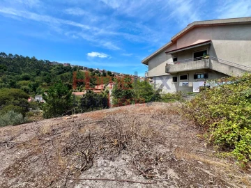 Terreno para Venda em Fânzeres e São Pedro da Cova