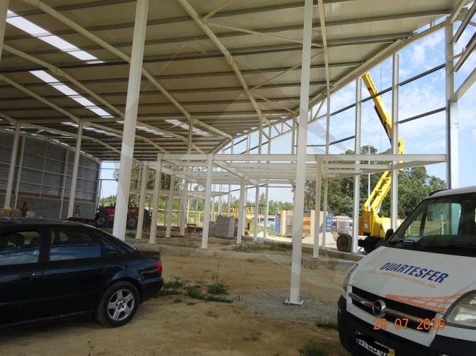 Armazém para Venda em Coronado (São Romão e São Mamede) Foto 3