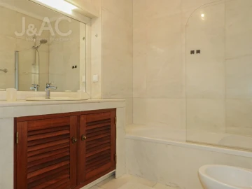Apartamento T2 para Arrendamento em Cascais e Estoril