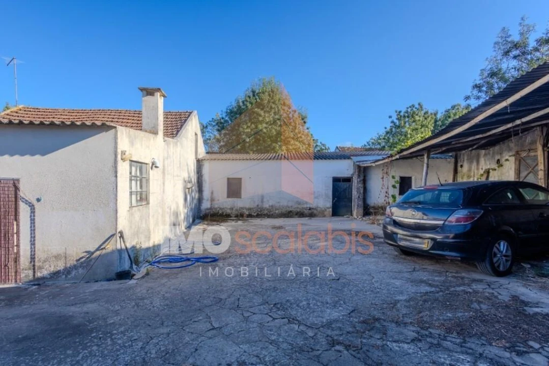 Moradia T2 para Venda em Moçarria Foto 4