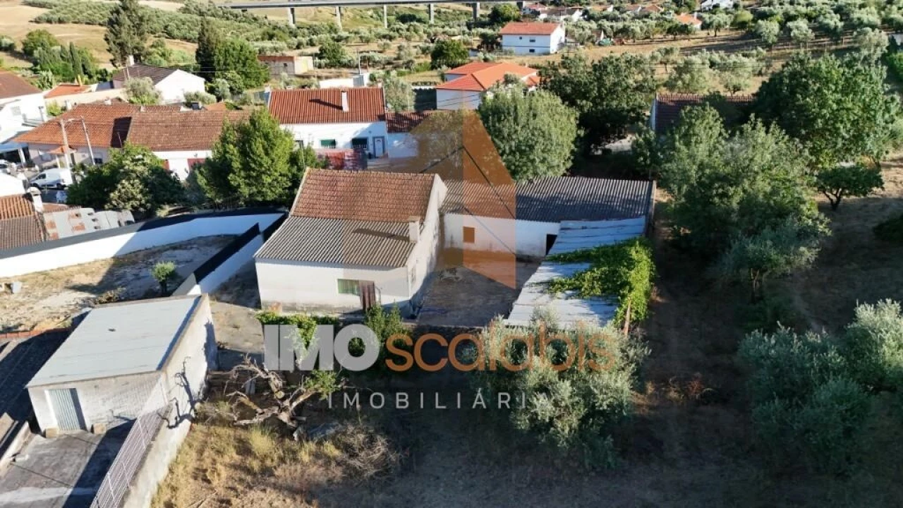 Moradia T2 para Venda em Moçarria Foto 23