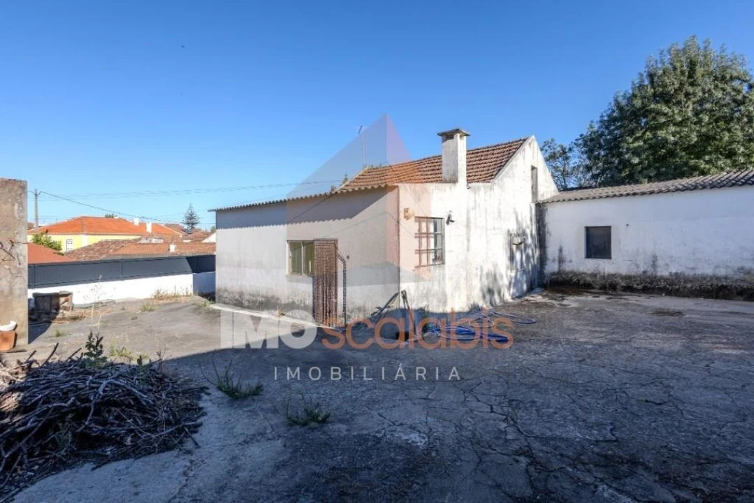 Moradia T2 para Venda em Moçarria Foto 6